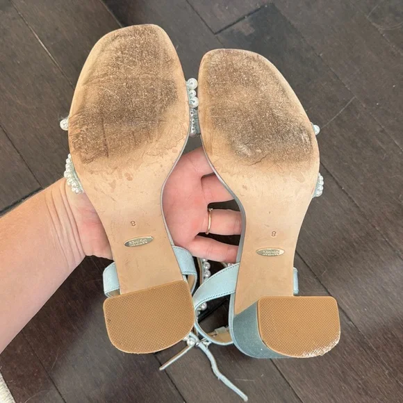 WORN ONCE Badgley Mischka Feisty Pearl Block Heels - Picture 14 of 15